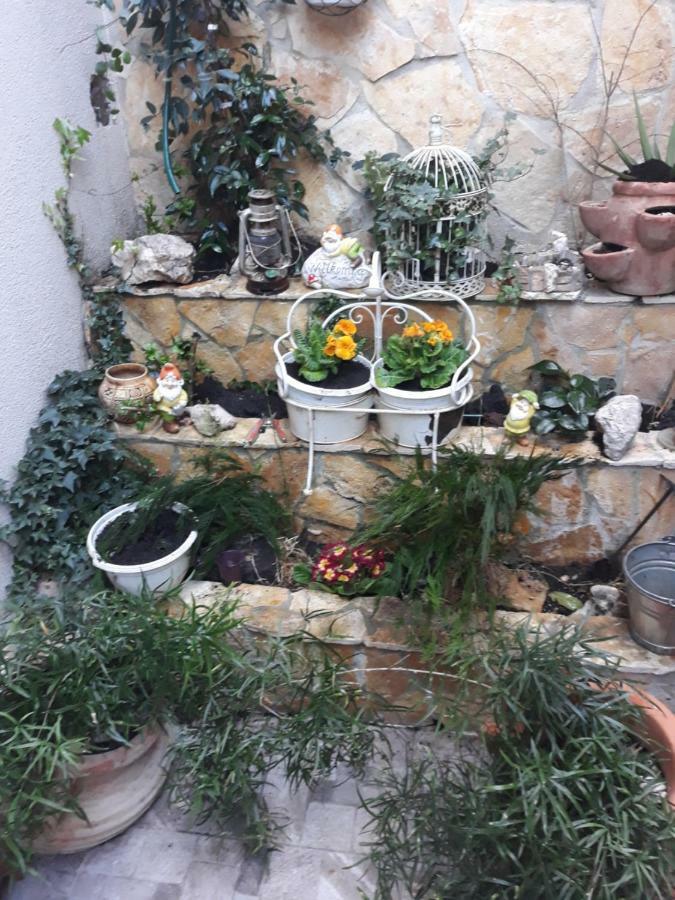 Studio Apartment Angie Split Zewnętrze zdjęcie